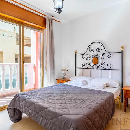 Inftour Medici Apartamento 卡尔佩 外观 照片