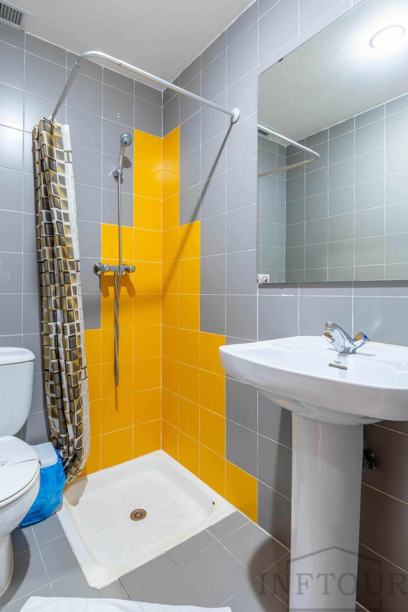 Inftour Medici Apartamento 卡尔佩 外观 照片