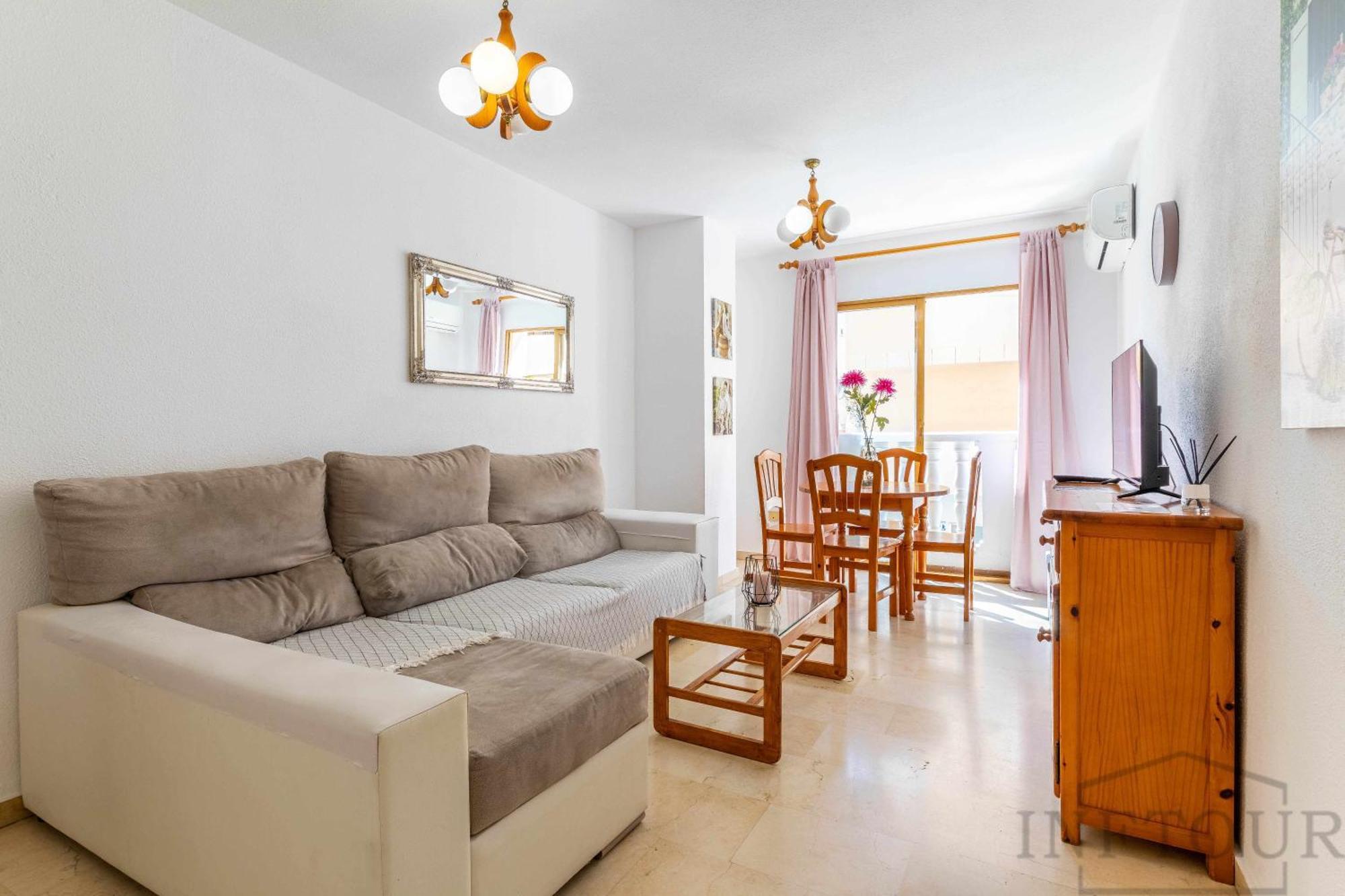 Inftour Medici Apartamento 卡尔佩 外观 照片