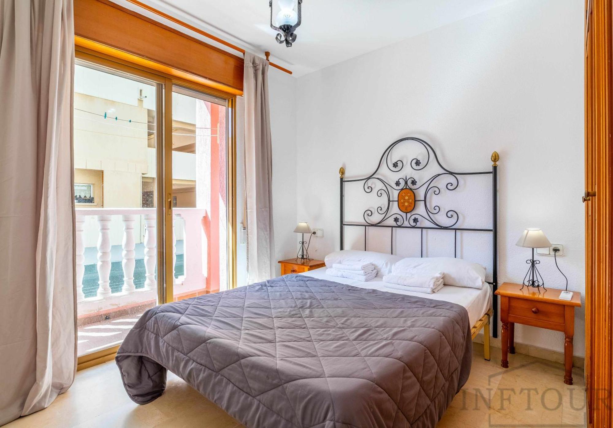 Inftour Medici Apartamento 卡尔佩 外观 照片